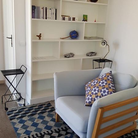 The Sky Attic Apartment سيدجيس المظهر الخارجي الصورة