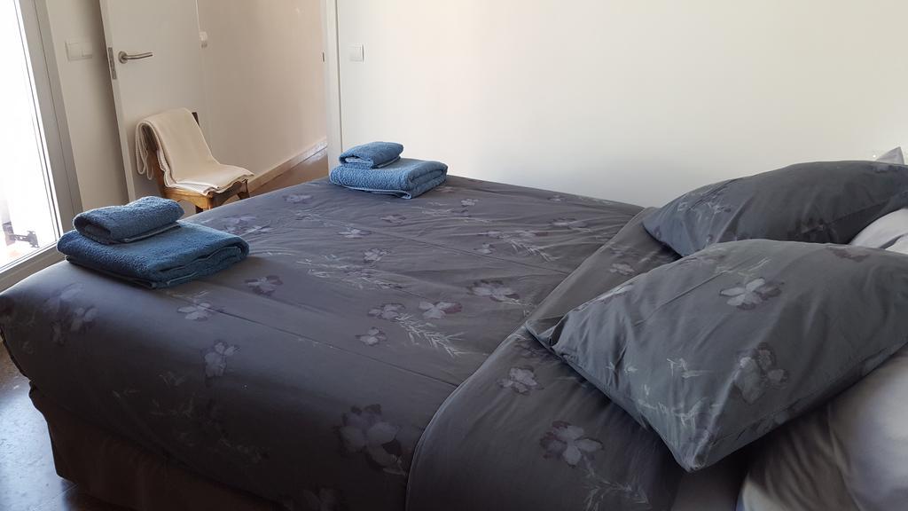 The Sky Attic Apartment سيدجيس المظهر الخارجي الصورة